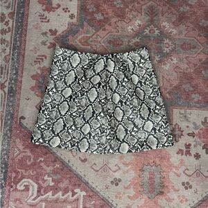 H&M Black and White Snake Print Mini Skirt